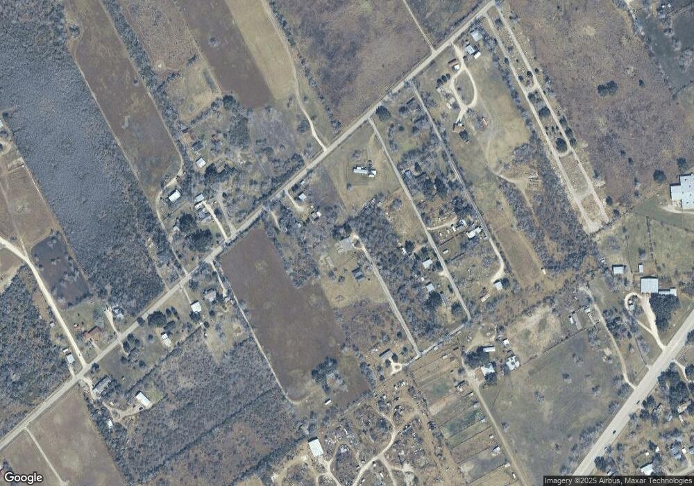 261 County Road 402, Beeville, TX 78102 - photo 1