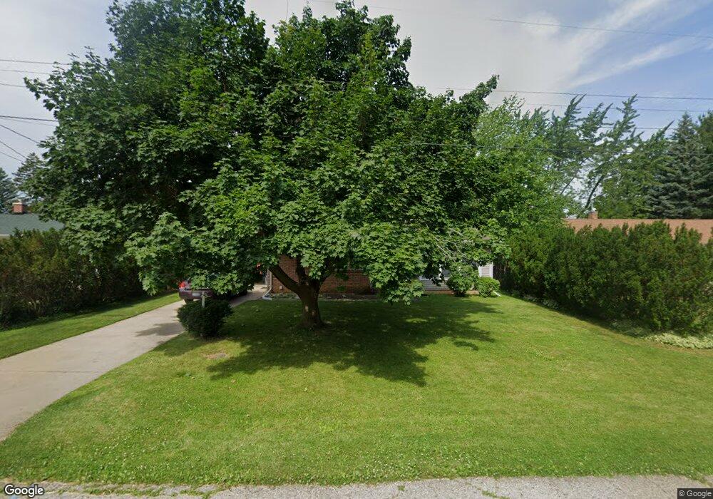 1417 Cherrylawn St, Owosso, MI 48867 - photo 1