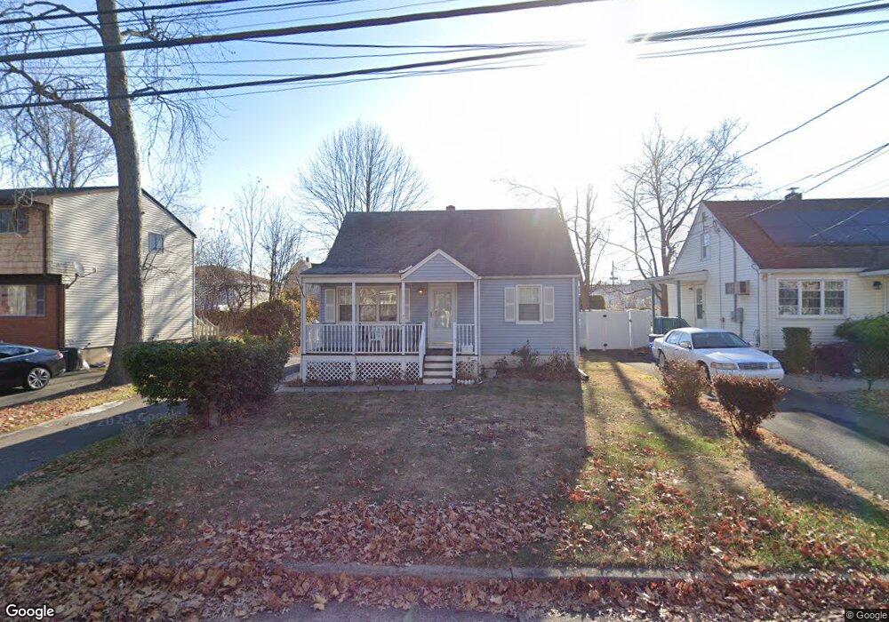 732 Voorhees Ave, Middlesex, NJ 08846 - photo 1