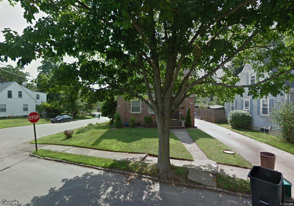 59 Knollwood Ave, Cranston, RI 02910 - photo 1