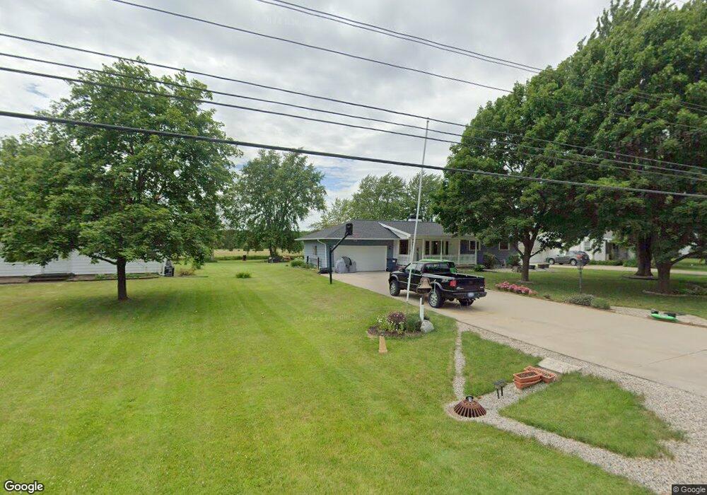 235 Elizabeth Dr, Owosso, MI 48867 - photo 1