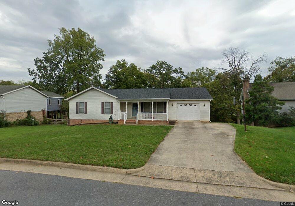 1687 Parklawn Dr, Harrisonburg, VA 22801 - photo 1