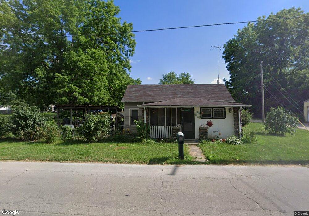 2215 E Willard St, Muncie, IN 47302 - photo 1