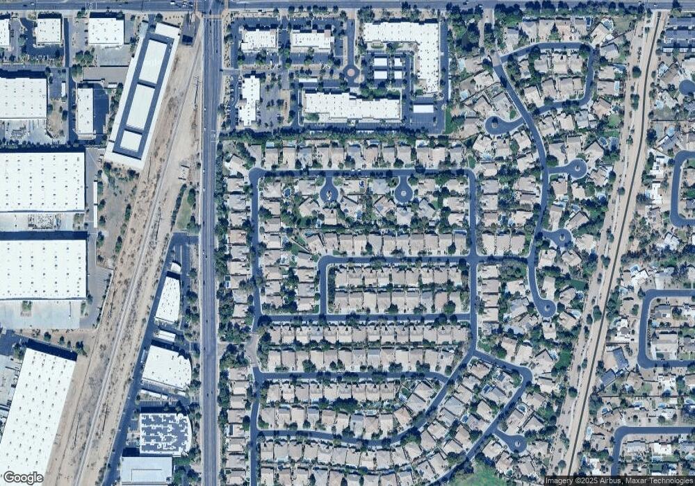 374 W Vinedo Ln, Tempe, AZ 85284 - photo 1