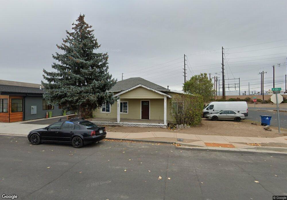 552 SW 4th St, Redmond, OR 97756 - photo 1