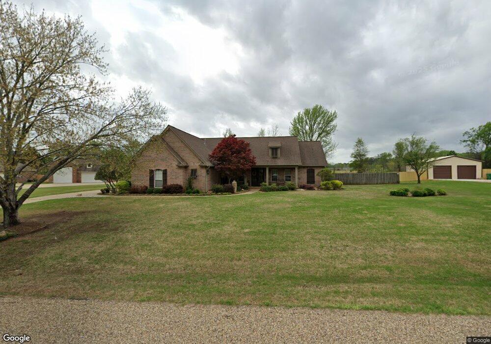 6304 Lost Creek Dr, Texarkana, TX 75503 - photo 1
