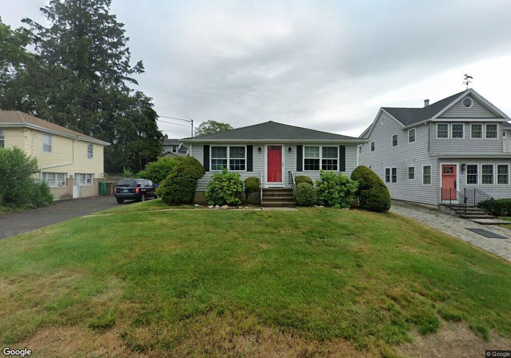 13 3rd Ave, Branford, CT 06405 - photo 1