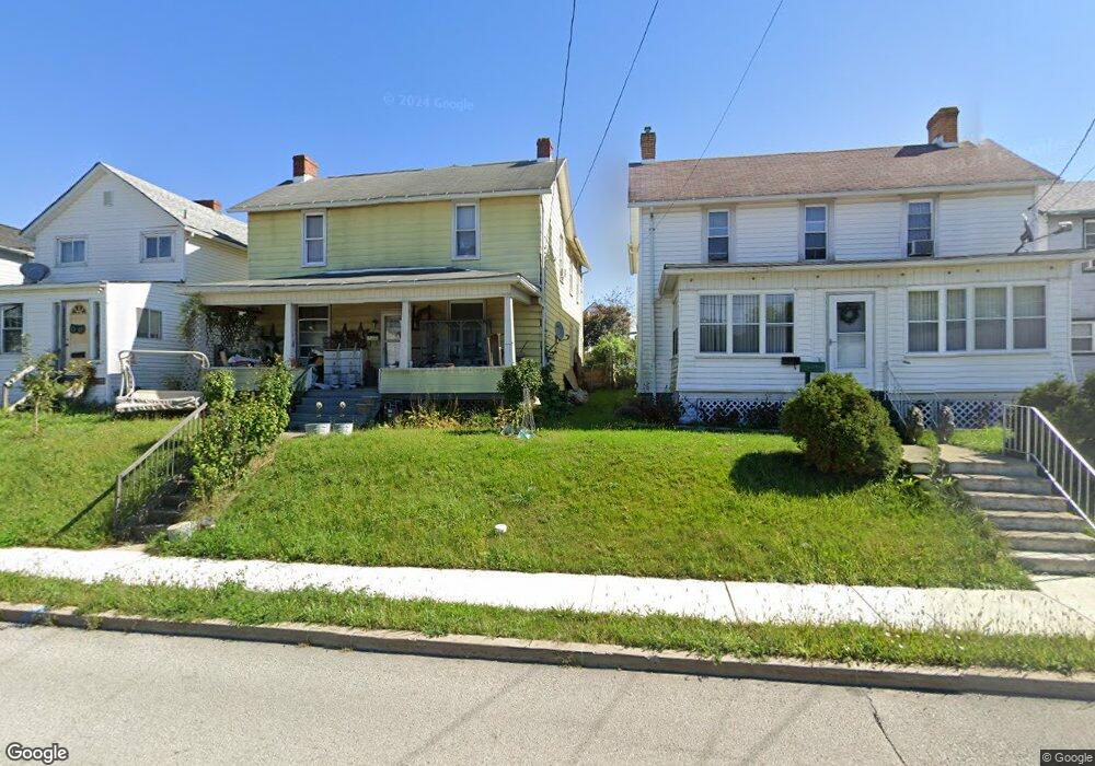 1008 Poe St, Vandergrift, PA 15690 - photo 1