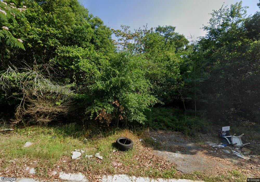 713/717 9th Ave SE, Moultrie, GA 31768 - photo 1