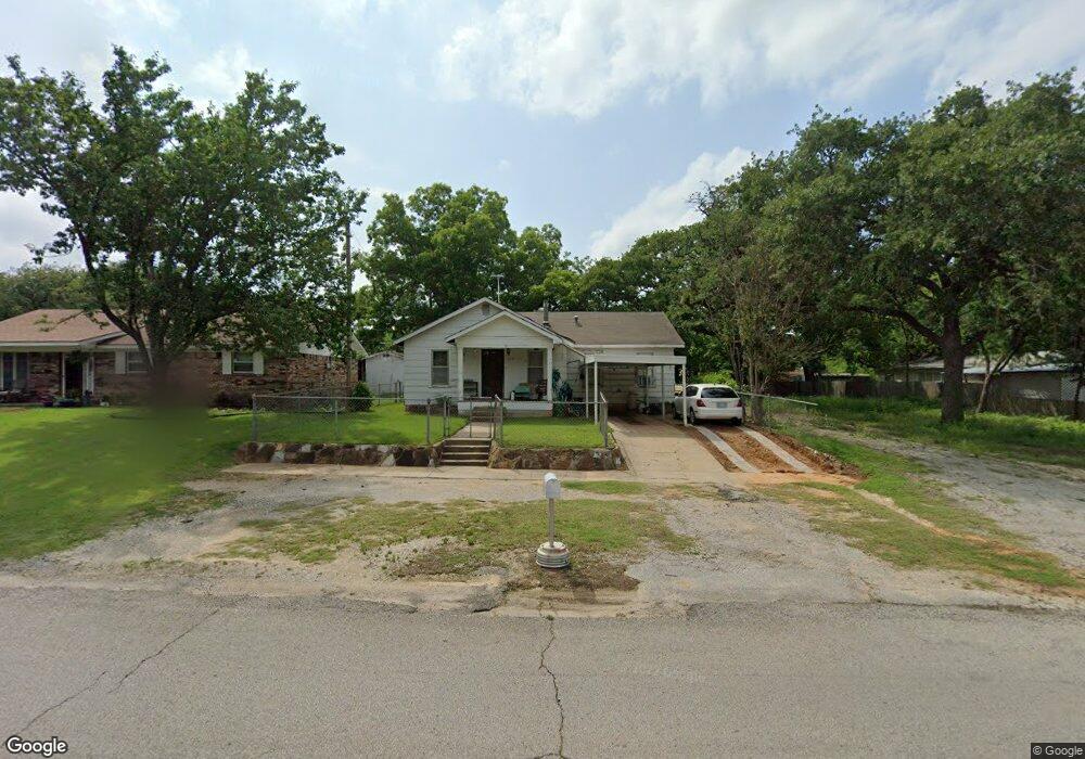 1021 C St SE, Ardmore, OK 73401 - photo 1