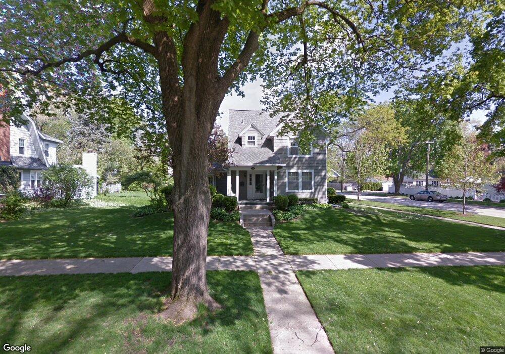 124 S Gladstone Ave, Aurora, IL 60506 - photo 1