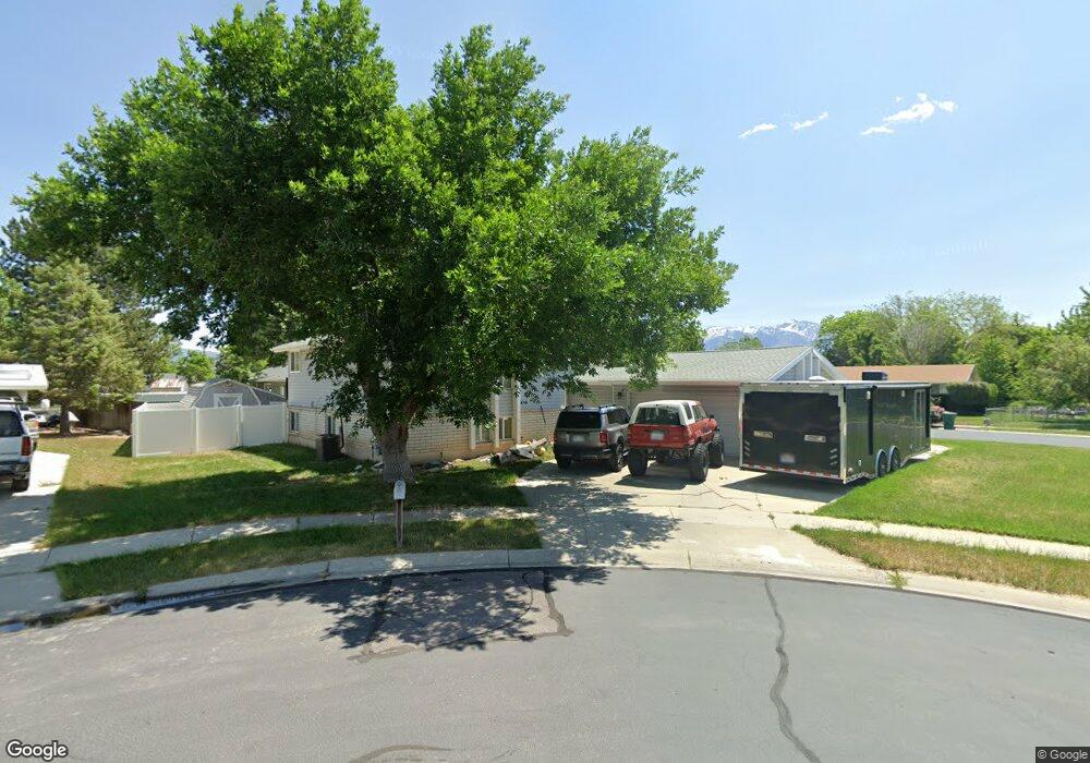 7653 Thomas Cir, West Jordan, UT 84084 - photo 1