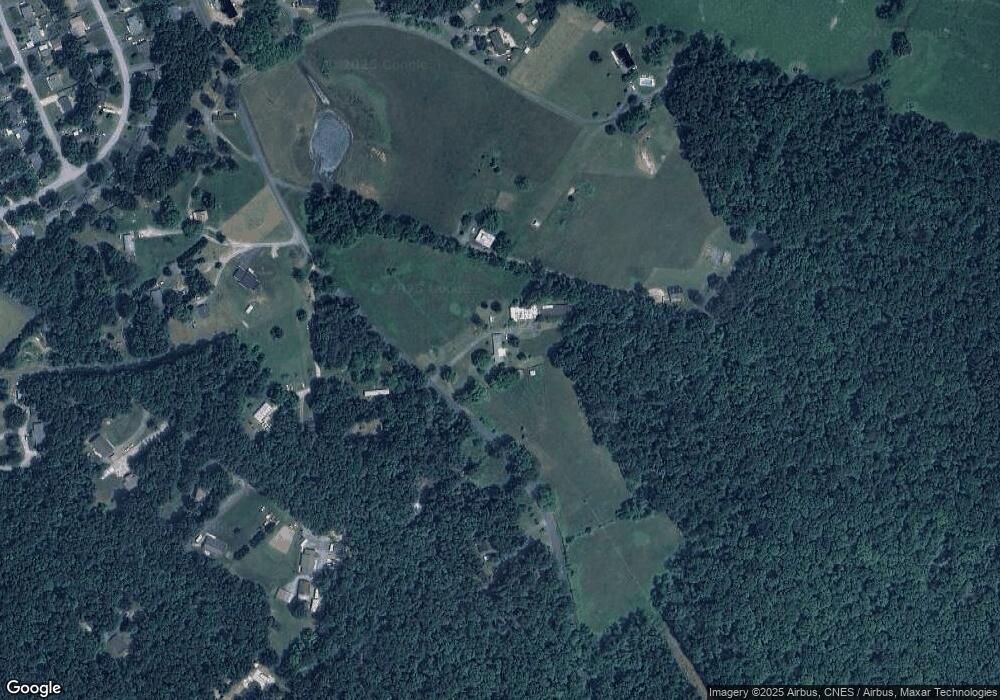 302 China Clay Rd, Stuarts Draft, VA 24477 - photo 1