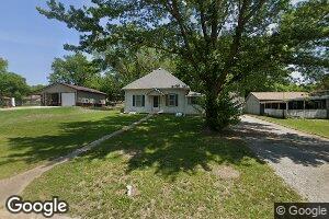 632 N 4th St, Tecumseh, NE 68450