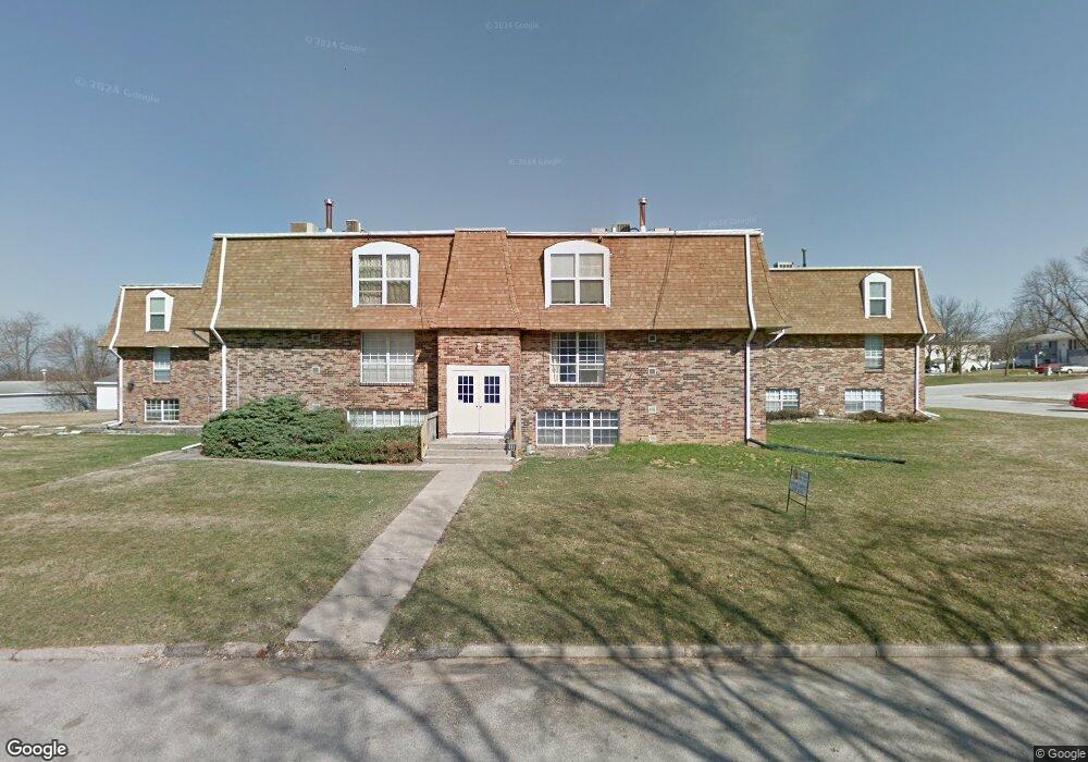 1440 Meadowview Dr, Marion, IA 52302 - photo 1