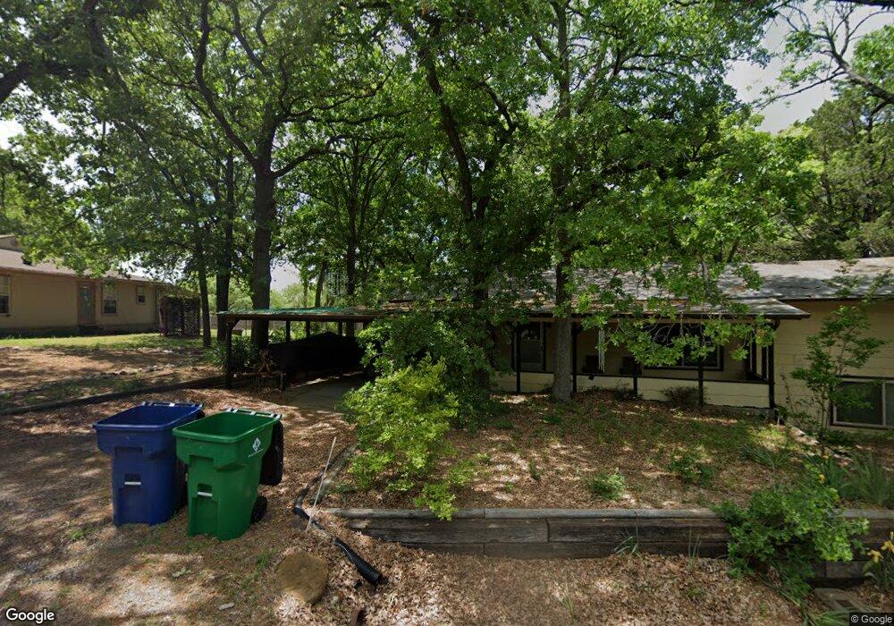 379 Queens Dr, Pottsboro, TX 75076 - photo 1