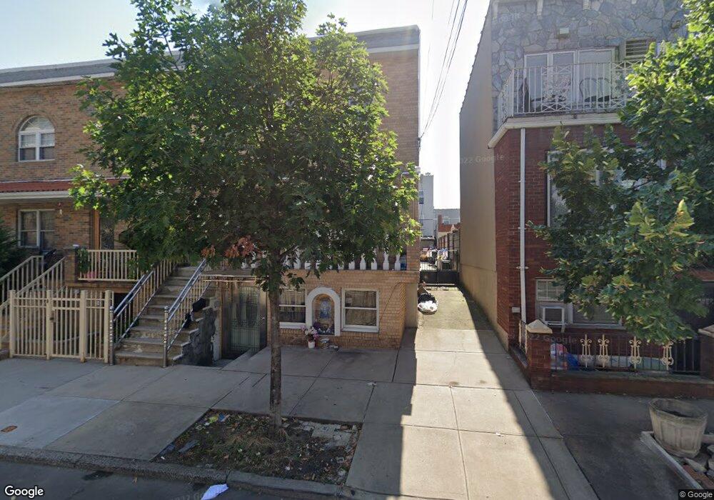 2547 43rd St, Astoria, NY 11103 - photo 1