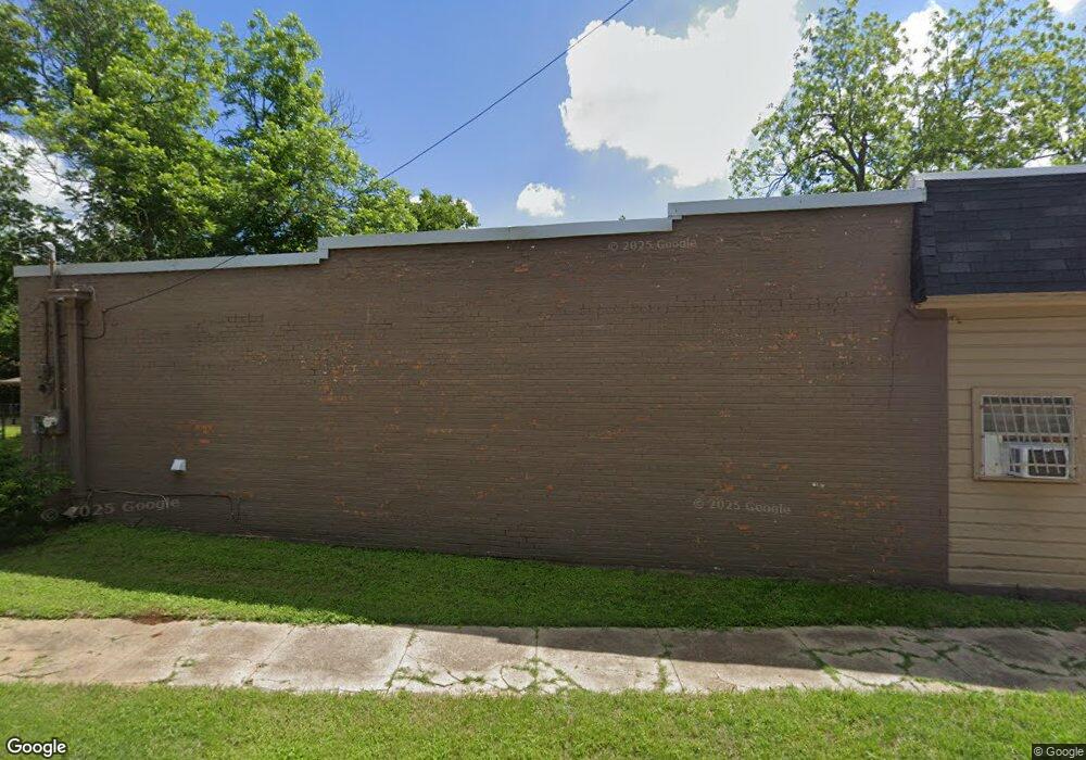 410 Featherston St, Cleburne, TX 76033 - photo 1