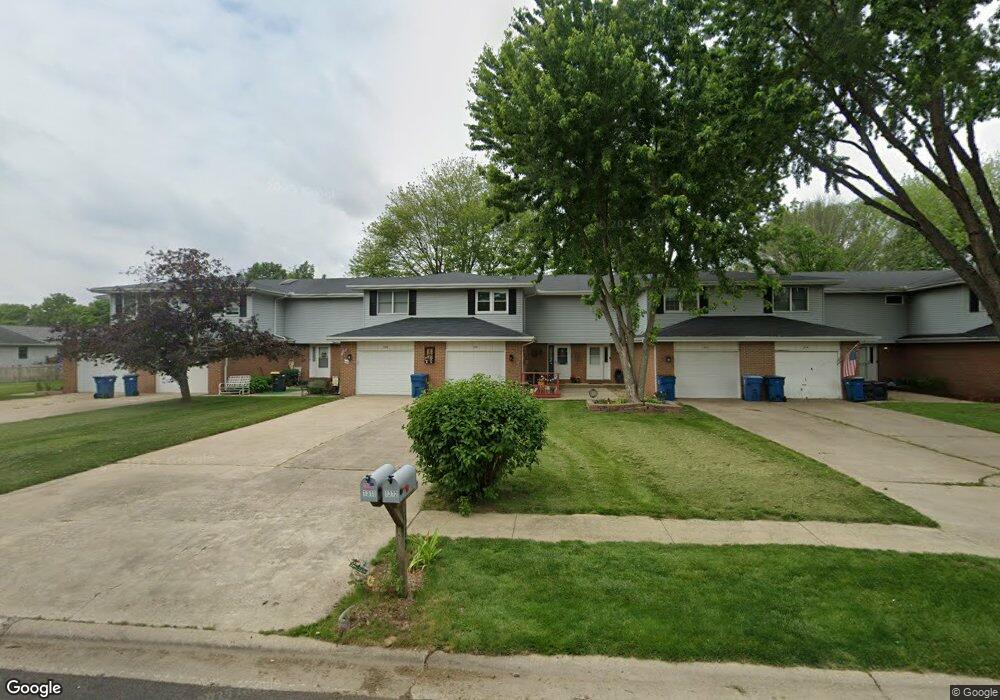 1310 Deerpath Dr, Morris, IL 60450 - photo 1