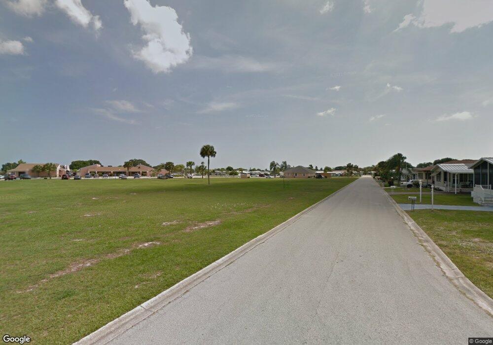 905 Hawthorn Cir, Sebastian, FL 32976 - photo 1