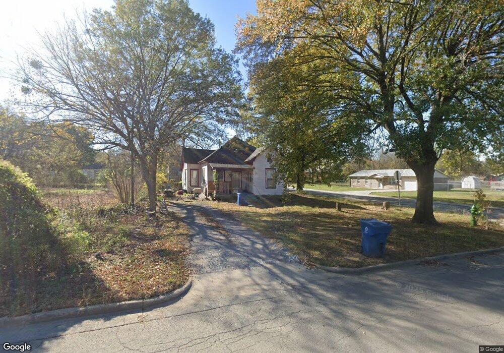 534 W Adams Ave, McAlester, OK 74501 - photo 1