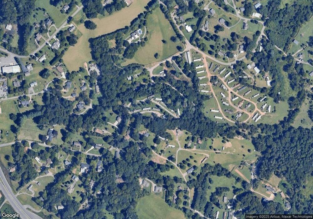 81 Ramsey Rd, Asheville, NC 28806 - photo 1