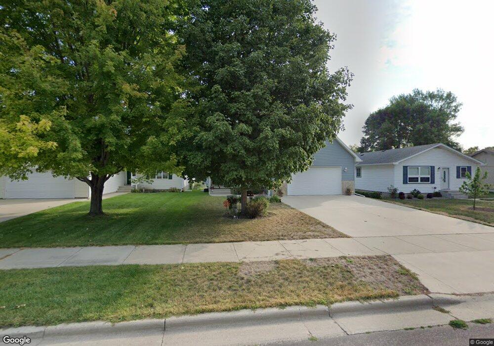 1422 N Payne St, New Ulm, MN 56073 - photo 1
