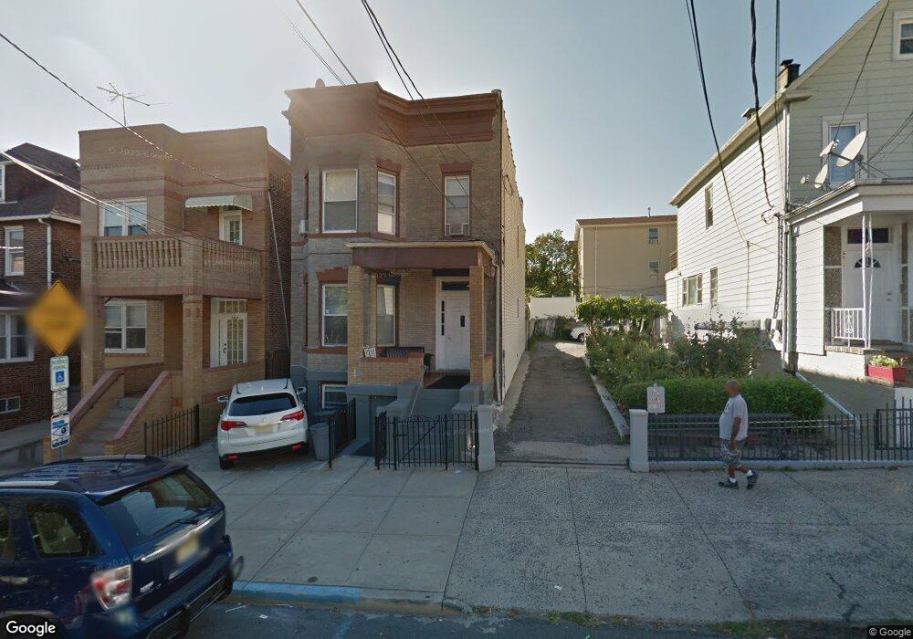 6507 Palisade Ave, West New York, NJ 07093 - photo 1