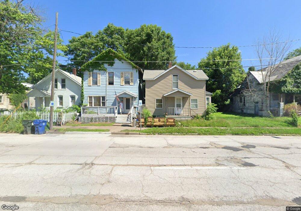 1120 W 4th St, Davenport, IA 52802 - photo 1