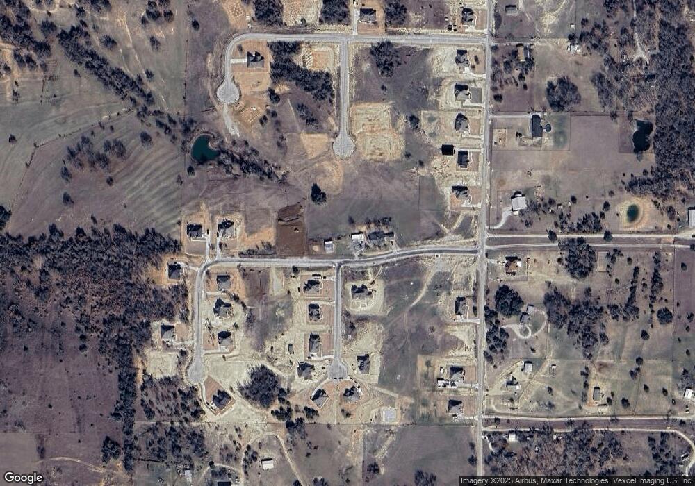 550 Sanger Dr, Springtown, TX 76082 - photo 1