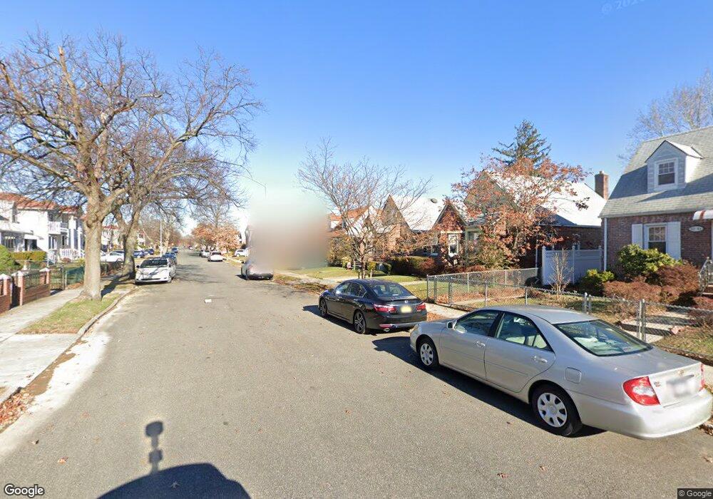 5339 192nd St, Fresh Meadows, NY 11365 - photo 1