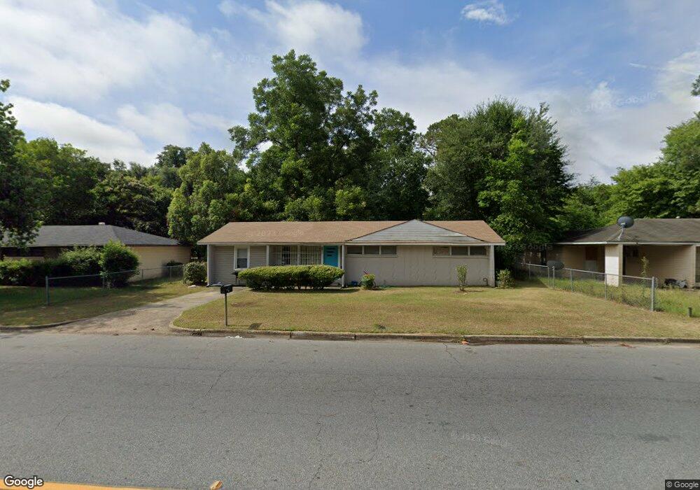 1612 W Gordon Ave, Albany, GA 31707 - photo 1
