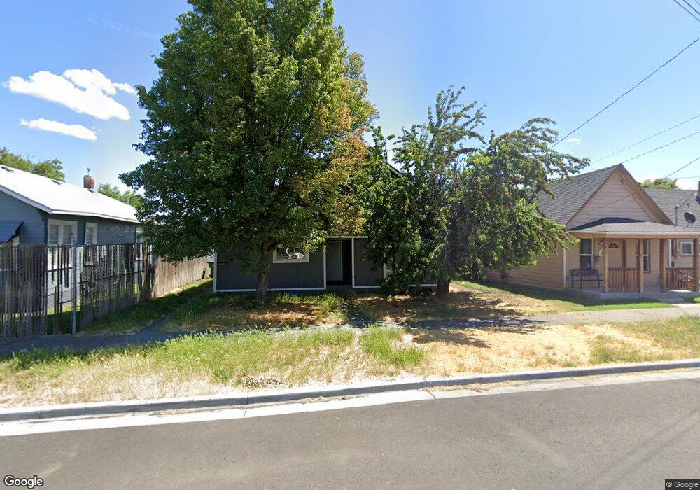 420 SW 7th St, Pendleton, OR 97801 - photo 1