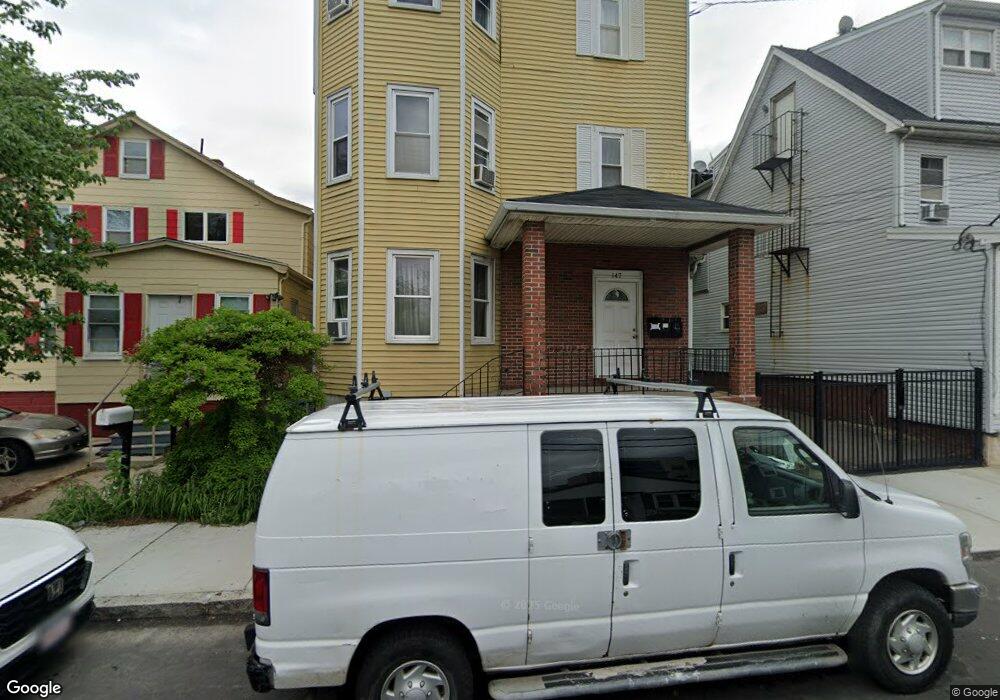 147 Addison St unit 3, Chelsea, MA 02150 - photo 1