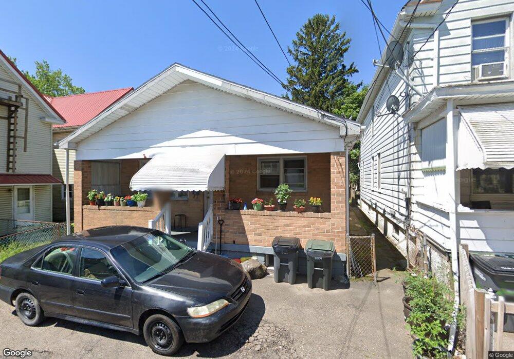 590 N Sherman Ct, Hazleton, PA 18201 - photo 1