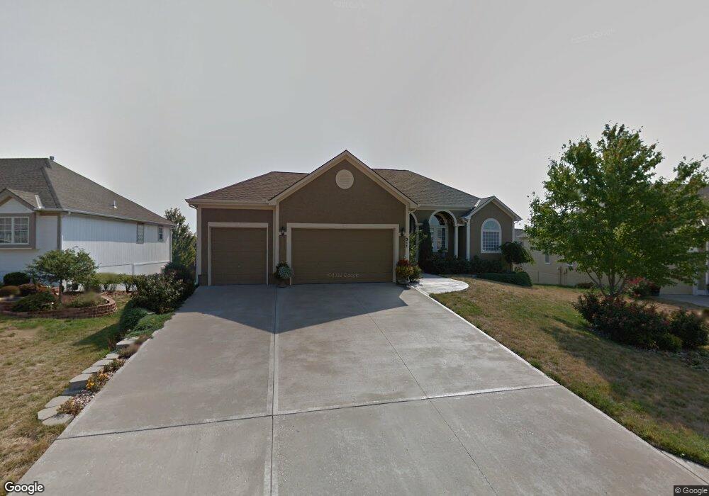 311 Eagle Glen Dr, Raymore, MO 64083 - photo 1