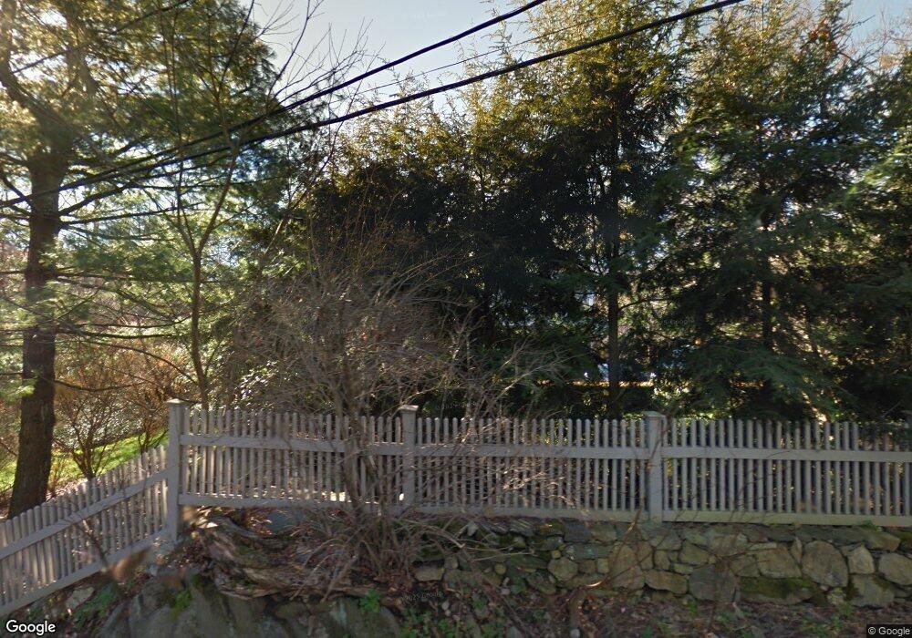 482 Cognewaugh Rd, Cos Cob, CT 06807 - photo 1