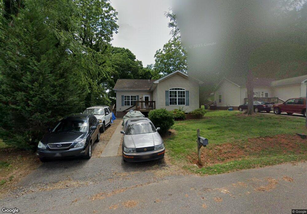 611 Poplar St, Statesville, NC 28677 - photo 1