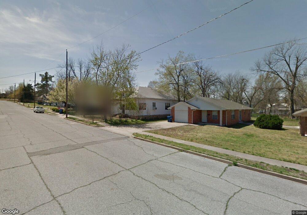 717 S 3rd St, McAlester, OK 74501 - photo 1