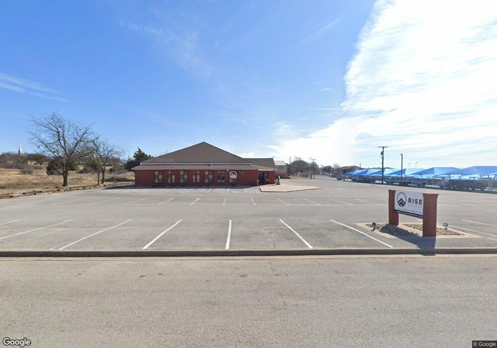 1901 S Trinity St, Decatur, TX 76234 - photo 1