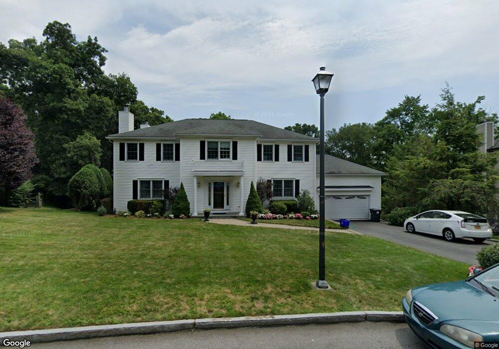 5 Frederick Ct, Harrison, NY 10528 - photo 1