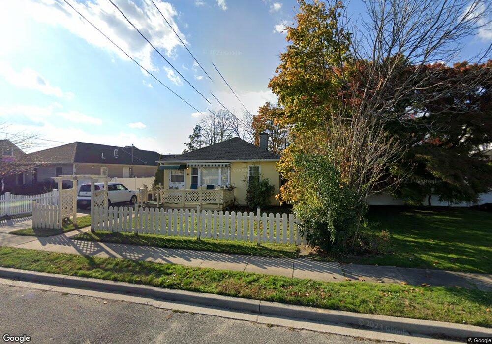 3150 4th St, Oceanside, NY 11572 - photo 1