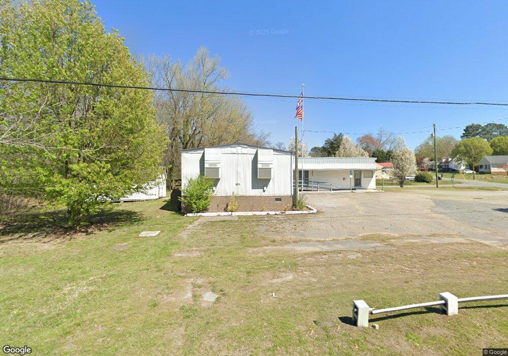 909 S Chatham Ave, Siler City, NC 27344 - photo 1