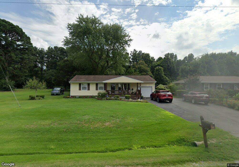 279 Cedar Ln, Colonial Beach, VA 22443 - photo 1