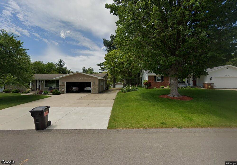 6927 Edgeview Ave SW, Byron Center, MI 49315 - photo 1