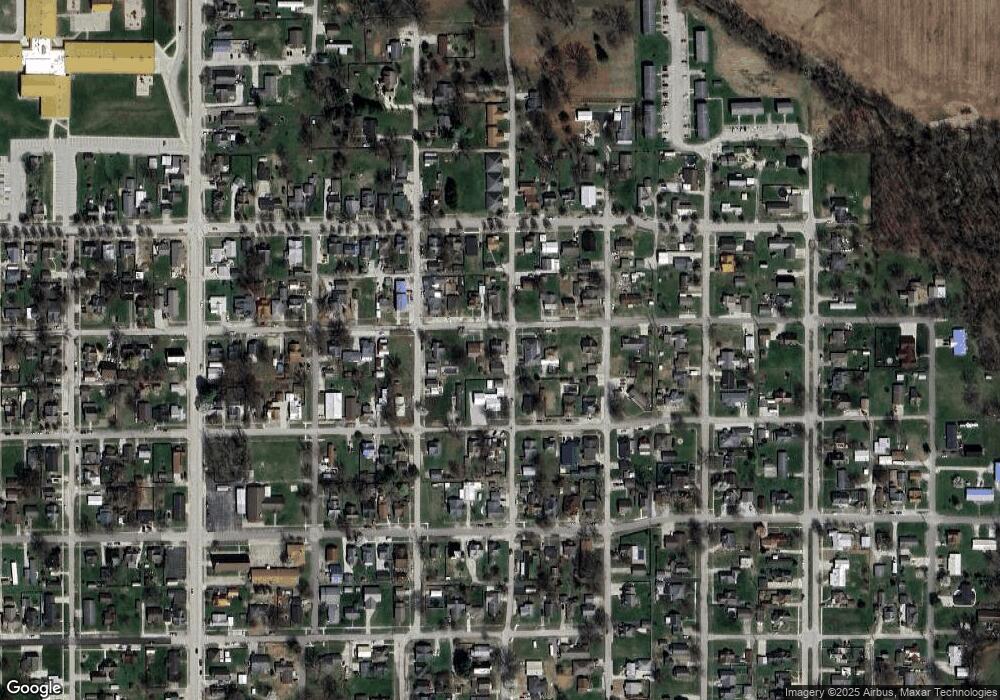 689 G St NE, Linton, IN 47441 - photo 1