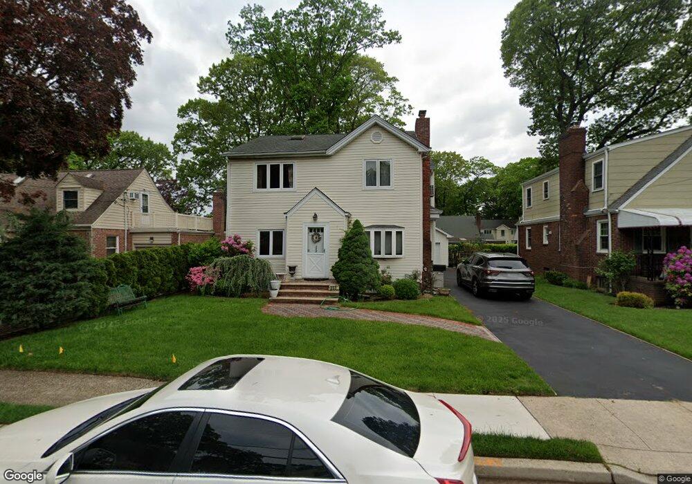 352 Garfield Ave, West Hempstead, NY 11552 - photo 1