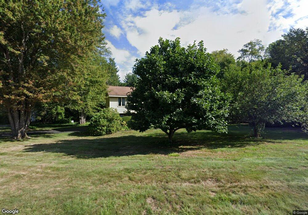 81 Stagecoach Rd, Amherst, MA 01002 - photo 1