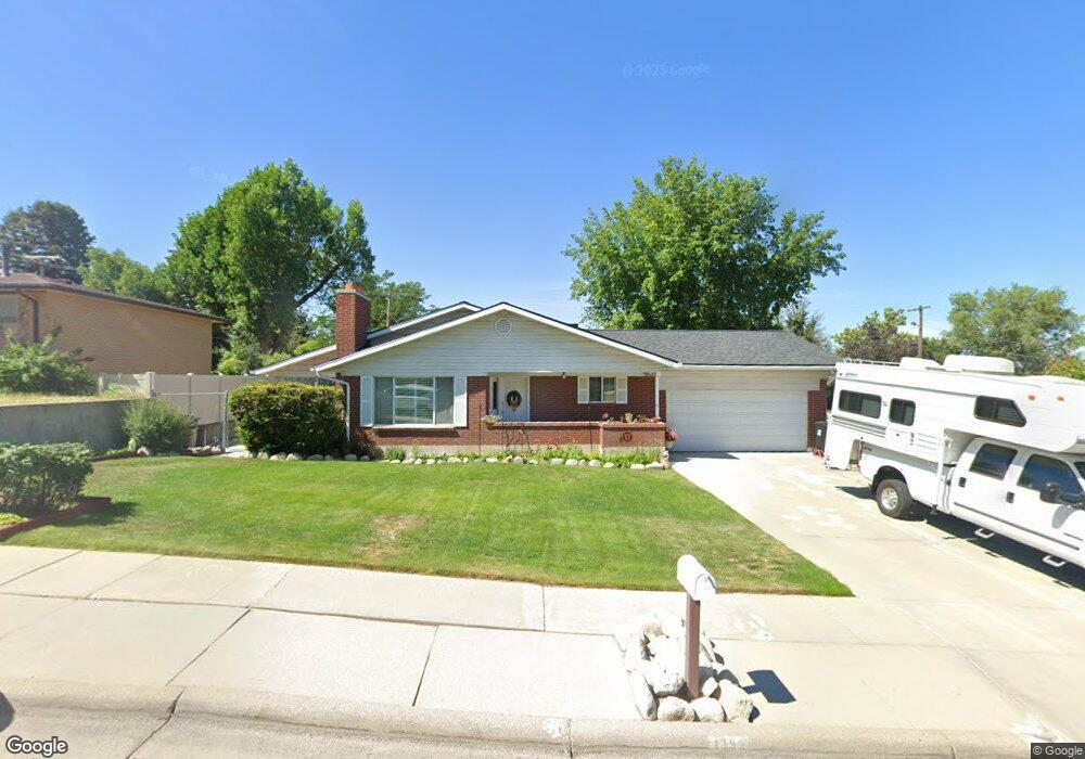 1192 E Wayside Dr, Sandy, UT 84094 - photo 1