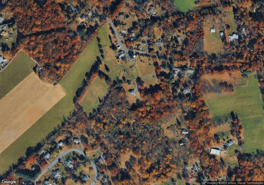 5584 Applebutter Hill Rd, Coopersburg, PA 18036 - photo 1